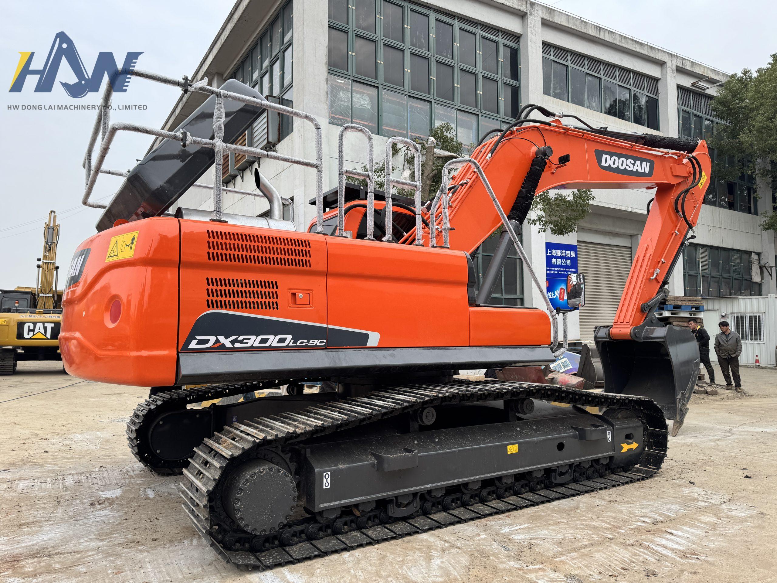 DX300LC-9C - Image 2