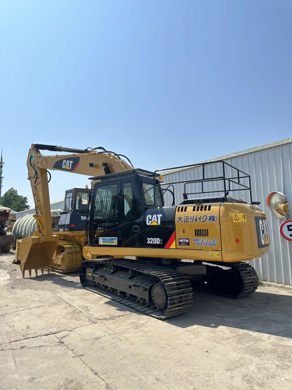 CAT320D2L - Imagen 11