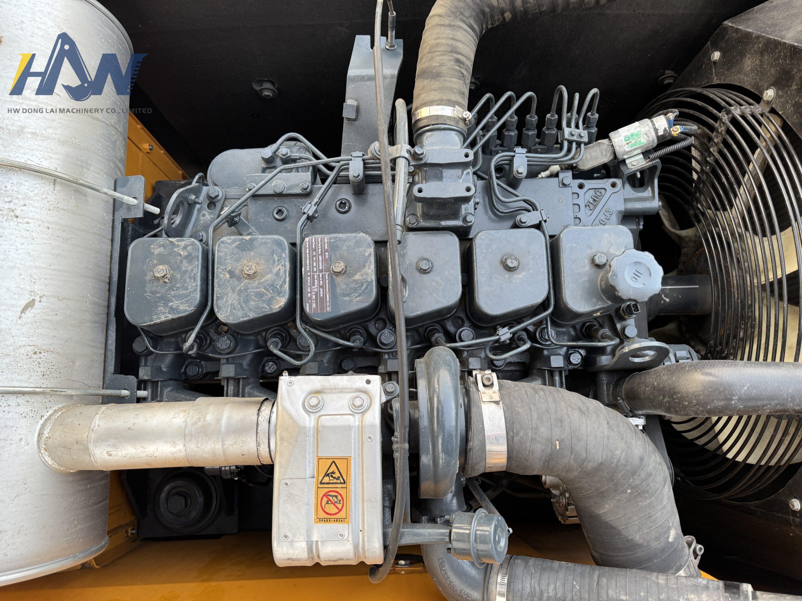 R220LC-9S - Image 15