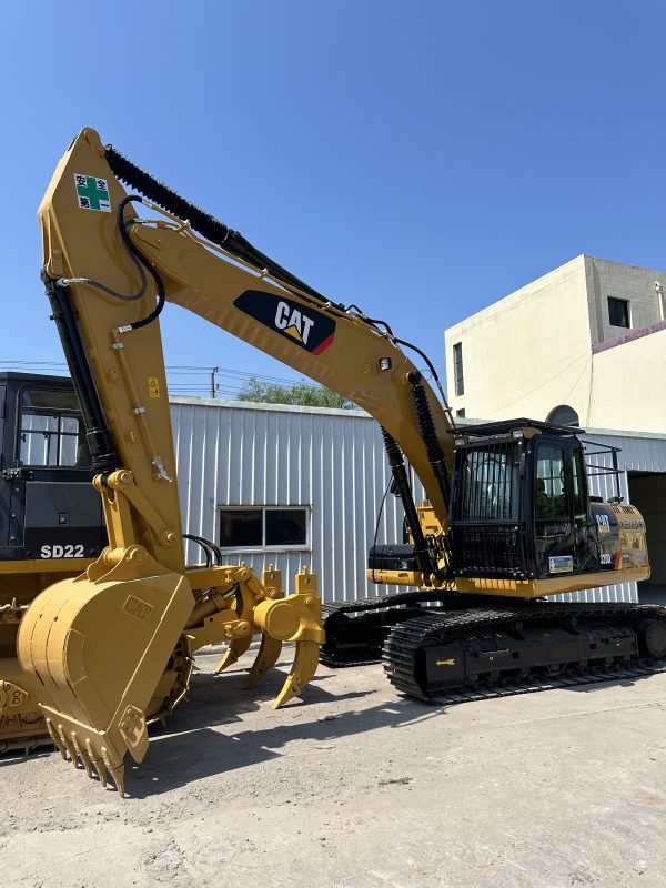 CAT320D2L