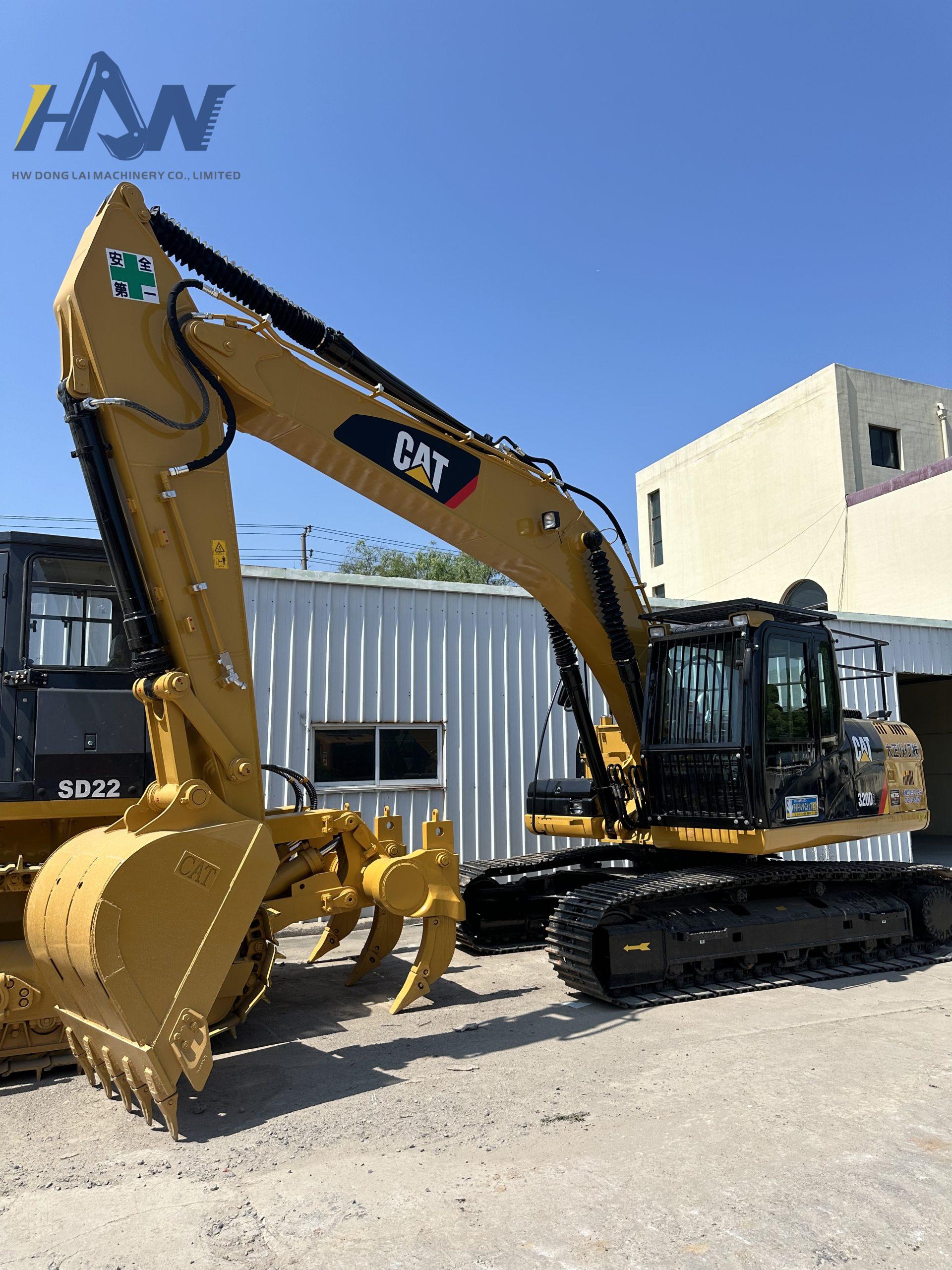 CAT320D2L - Image 2