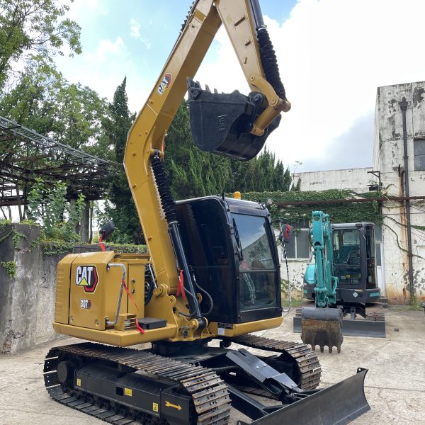 CAT307E2