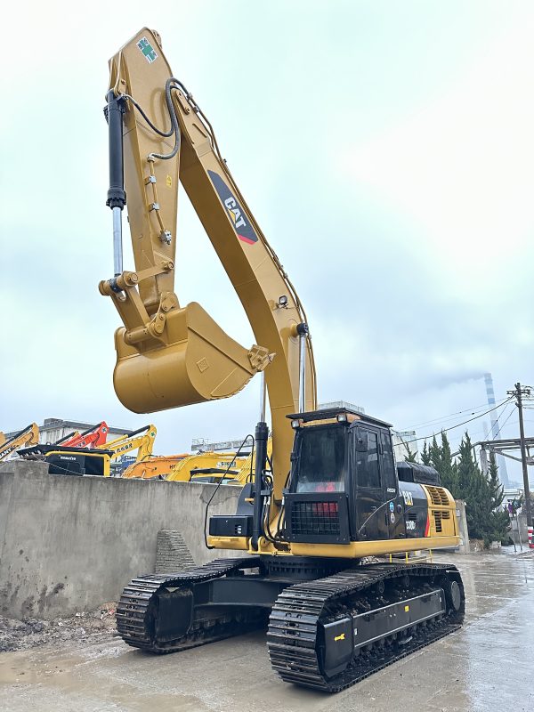 CAT330D2L - Image 3