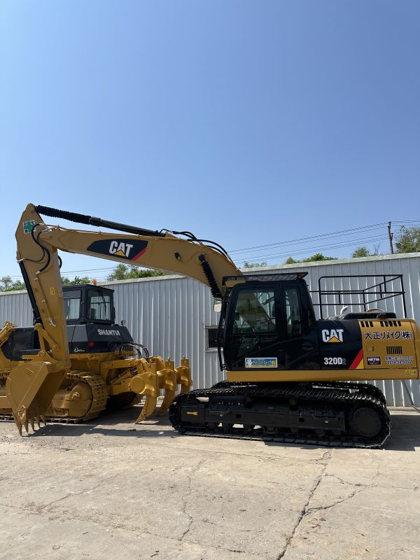 CAT320D2L - Imagen 4