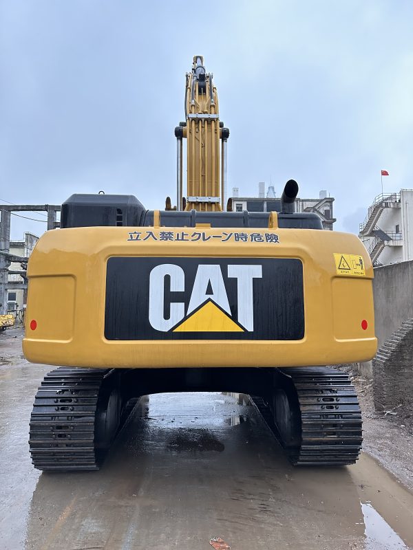 CAT330D2L - Image 4