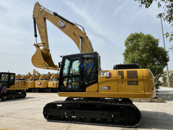 CAT320GX