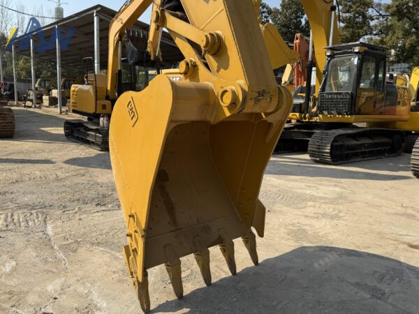 CAT320D2 - Imagen 8