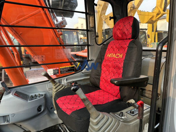EX120-5 - Image 6