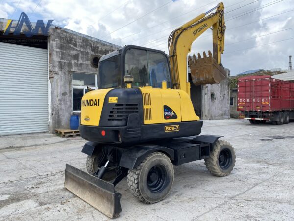 R60W-7 - Imagen 3