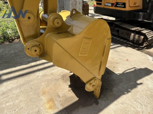 CAT307D - Imagen 4