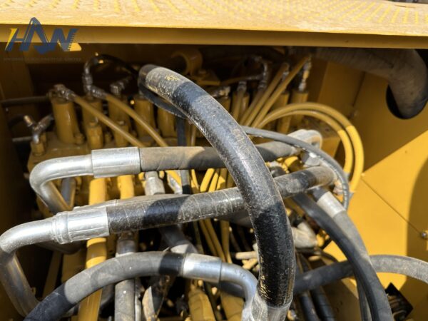 ⁦CAT323D2L⁩ - الصورة ⁦10⁩
