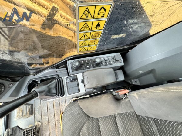 CAT310 - Image 6
