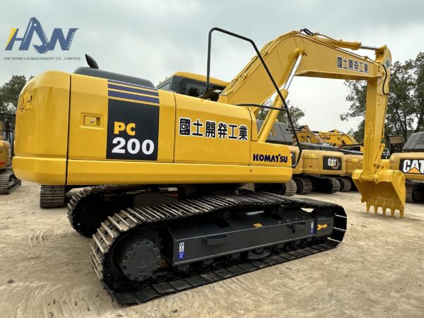 PC200-7