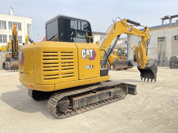 CAT305.5E