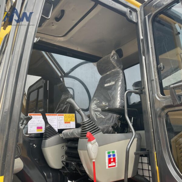 PC220LC-8 - Image 6