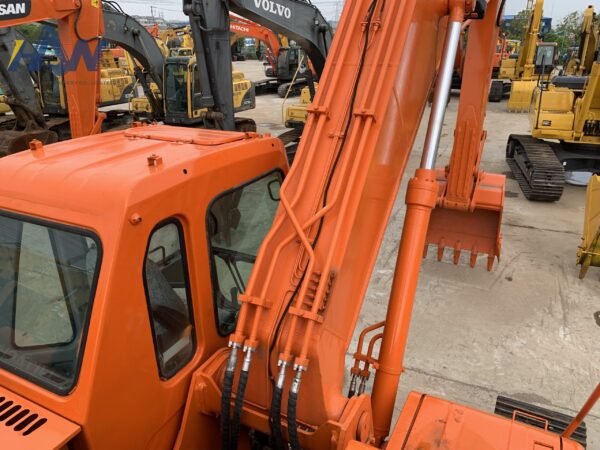 DH220LC-7 - Image 6