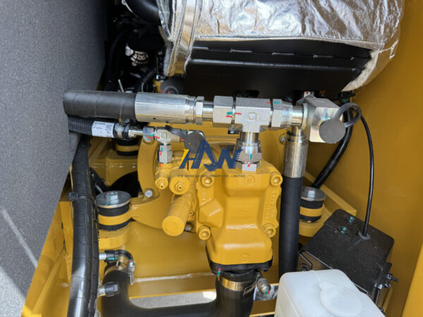 CAT307 - Image 9