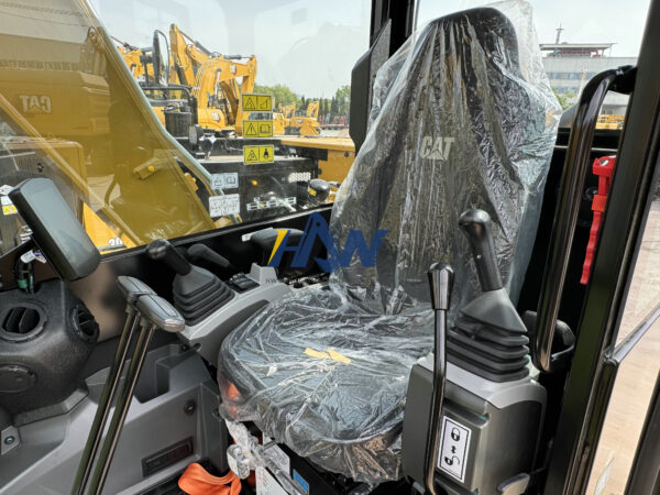CAT307 - Image 6